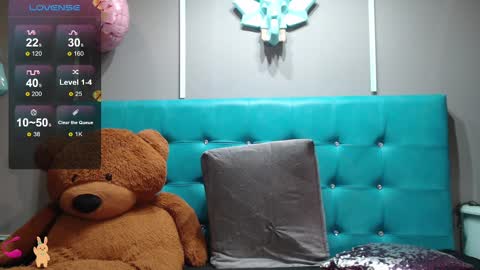 Sofa online show from 03-10-25, 05:07