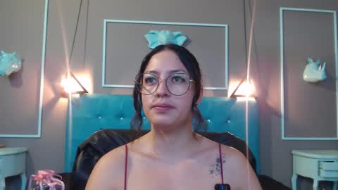 Sofa online show from 11-09-25, 11:19