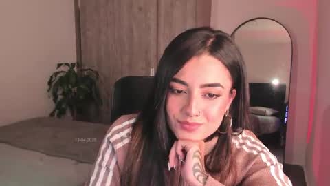 Sofia online show from 04-14-26, 02:28