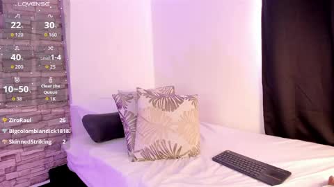 sofiaalarson online show from 05-22-26, 02:01