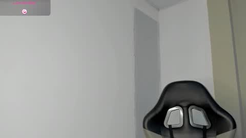 Sofia online show from 02-04-26, 01:17