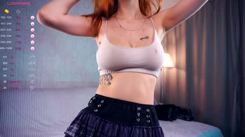 Hi My name is Sofia Welcome to my room Please thumbs up - its important online show from 01-10-25, 05:05