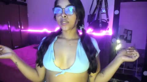 Snapshot of sofiacandy17 chatting on 03-04-25, 08:38 Danna Sofia online show from 03-04-25, 08:38