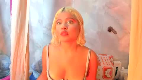 sofiacastillo01 online show from 07-02-26, 02:01
