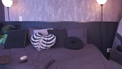 Sofia online show from 02-11-26, 01:27