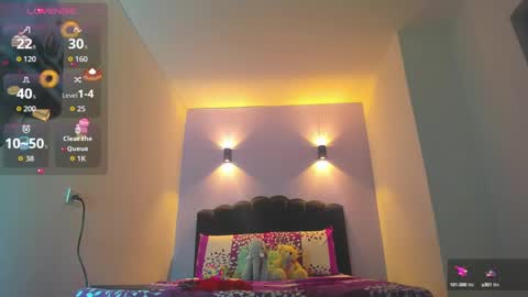 Sofia online show from 09-17-25, 04:14