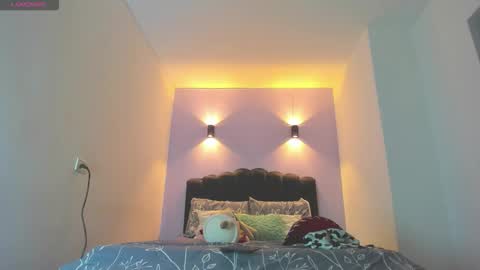 Sofia online show from 11-02-25, 02:47