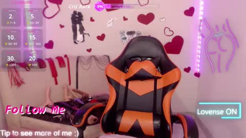 Snapshot of sofiacurvy45 chatting on 11-15-25, 01:47 sofiacurvy45 online show from 11-15-25, 01:47