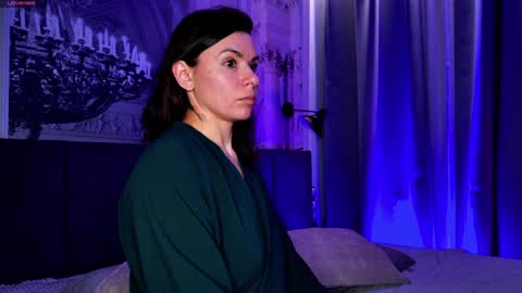 Sofia online show from 01-08-25, 02:35