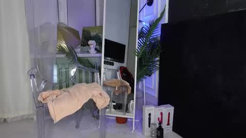 Sofia online show from 10-31-25, 05:41