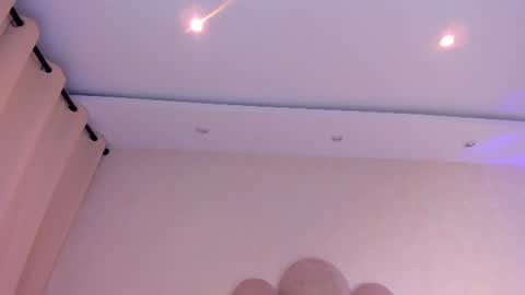 Snapshot of sofiagomez_1 chatting on 06-11-26, 12:32 SOFI online show from 06-11-26, 12:32