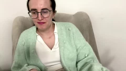 Sofia online show from 04-29-26, 05:30