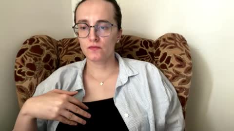 Snapshot of sofianicegirl chatting on 06-11-26, 01:42 Sofia online show from 06-11-26, 01:42
