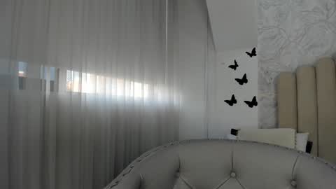 Sofia  online show from 12-31-24, 12:15