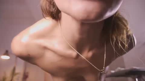 Snapshot of sofiarios04 chatting on 06-22-26, 03:25 Sofia online show from 06-22-26, 03:25