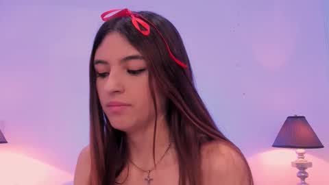 Snapshot of sofiarouge_ chatting on 11-21-25, 09:13 Sofia Help me reach 5K followers online show from 11-21-25, 09:13