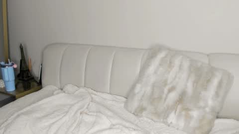 SOFIA   online show from 01-16-25, 11:16