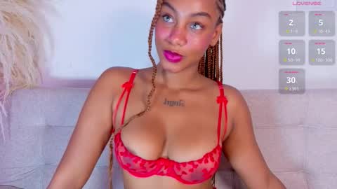 Snapshot of sofiastanley chatting on 02-28-26, 01:01 Sofia Stanley online show from 02-28-26, 01:01