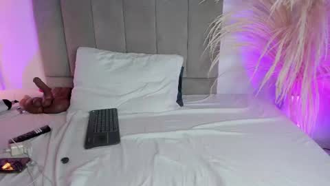 sofiavitali_ online show from 07-01-26, 11:01
