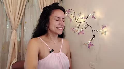 Sofi Bella online show from 05-27-26, 07:55
