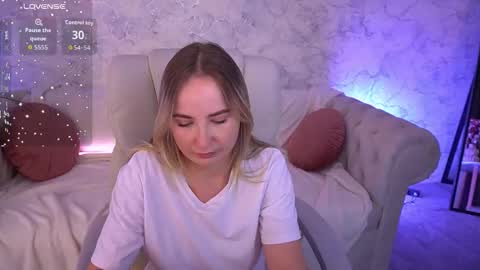 Sofie online show from 09-13-25, 11:15