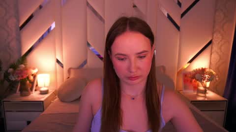 Snapshot of sofiebloom chatting on 05-09-26, 10:37 Sofie online show from 05-09-26, 10:37