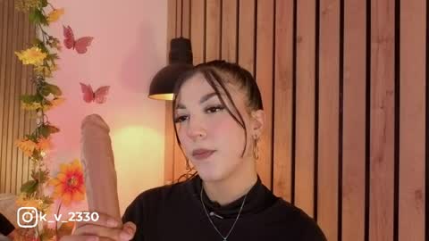 Sofie online show from 04-15-26, 08:31