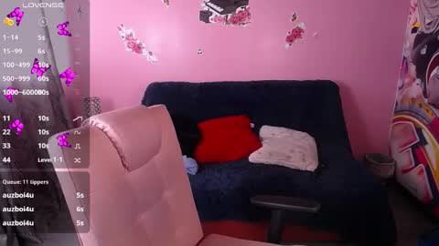 Snapshot of sofii_cute01 chatting on 02-01-25, 06:29 sofii_cute01 online show from 02-01-25, 06:29