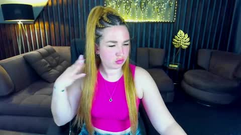 sofii_darling online show from 04-06-26, 05:14