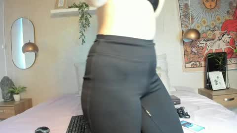 sofii_wild online show from 05-16-26, 12:26