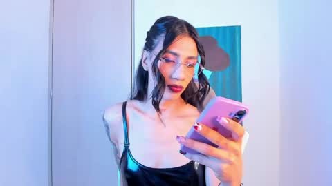 Snapshot of sofiia_grey_ chatting on 04-19-26, 04:50 Sofi online show from 04-19-26, 04:50