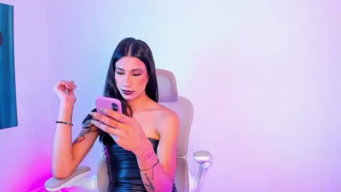 Snapshot of sofiia_grey_ chatting on 06-29-26, 01:33 Sofi online show from 06-29-26, 01:33