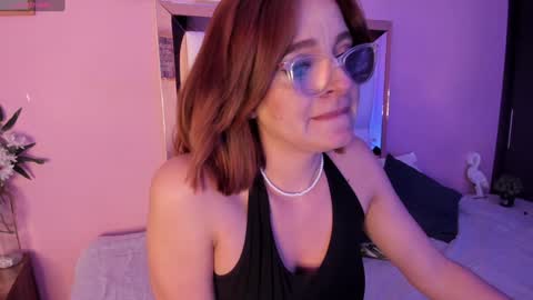 Snapshot of sofiiagudelo chatting on 01-03-25, 07:38 Sofi agudelo online show from 01-03-25, 07:38