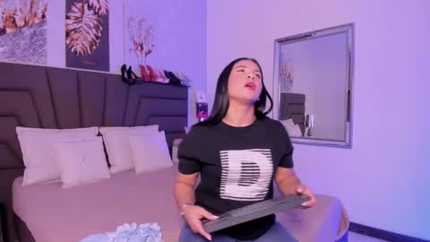 Snapshot of sofiperez_ chatting on 03-02-26, 11:17 online show from 03-02-26, 11:17