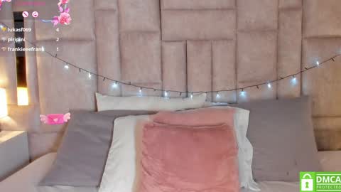 Snapshot of sofiscott_ chatting on 01-07-25, 11:45 Sofia online show from 01-07-25, 11:45