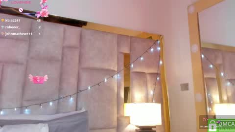 Snapshot of sofiscott_ chatting on 01-17-25, 11:51 Sofia online show from 01-17-25, 11:51