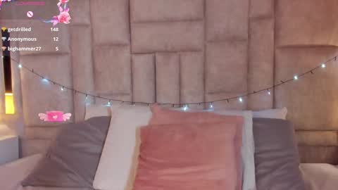 Snapshot of sofiscott_ chatting on 01-28-25, 11:50 Sofia online show from 01-28-25, 11:50