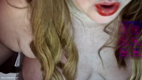 Hi Im Sofia             online show from 03-10-25, 02:59