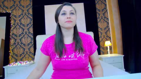 Snapshot of soft_lilly chatting on 11-05-25, 06:57 Lilly online show from 11-05-25, 06:57