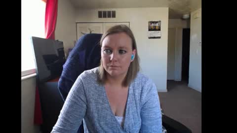 Rose online show from 10-31-25, 07:37