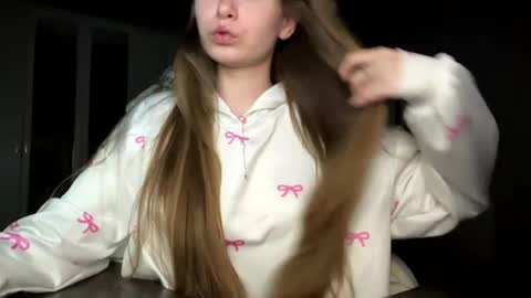 softlygirl online show from 03-31-26, 06:52