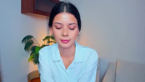 Snapshot of softlyy_bold chatting on 10-07-25, 07:05 Alice online show from 10-07-25, 07:05