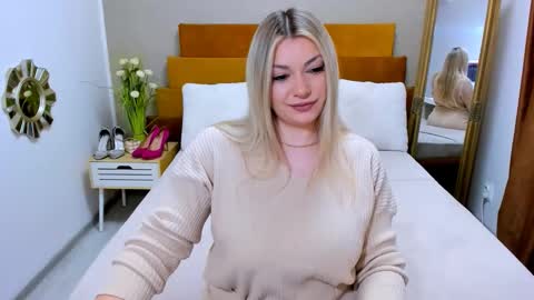 Snapshot of softpleasurex1 chatting on 02-02-26, 07:29 Softpleasurex online show from 02-02-26, 07:29