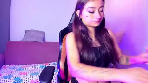 Soft  online show from 06-18-26, 03:51