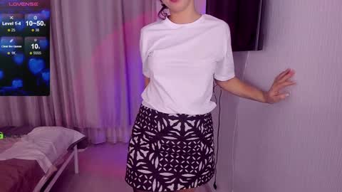 Snapshot of softt_kitty chatting on 01-07-25, 09:25 Emily online show from 01-07-25, 09:25