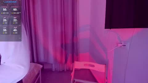 Snapshot of softt_kitty chatting on 02-19-25, 07:59 Emily online show from 02-19-25, 07:59