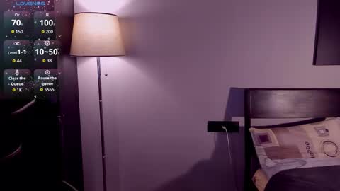 Snapshot of softt_kitty chatting on 11-06-25, 06:42 Emily online show from 11-06-25, 06:42