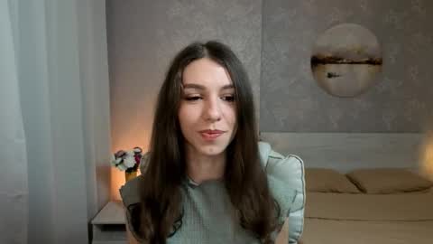 Kelly online show from 09-10-25, 04:40