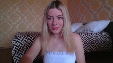 softy_aura online show from 06-15-26, 10:39