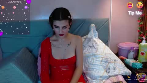 sofy cutte  transmission Colombian time 1400 pm - 2145 pm online show from 11-25-25, 11:49